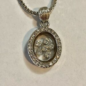 Silver Pendant Necklace with crystals